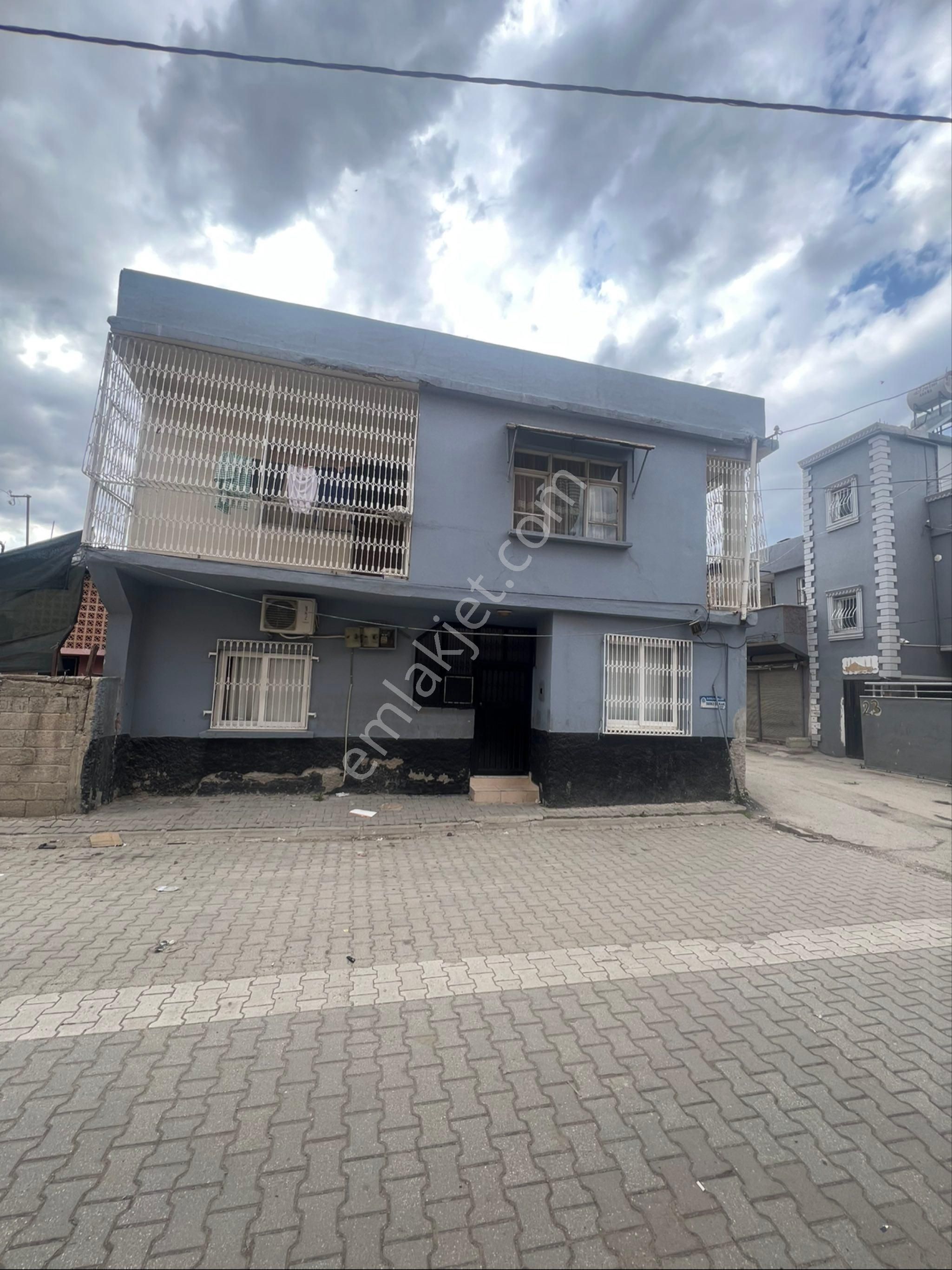 Barış Mh. De 188m2 Arsalı 2 Katlı Satılık Ev