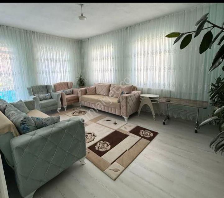 Yukarı Fenese Alparslan Mah