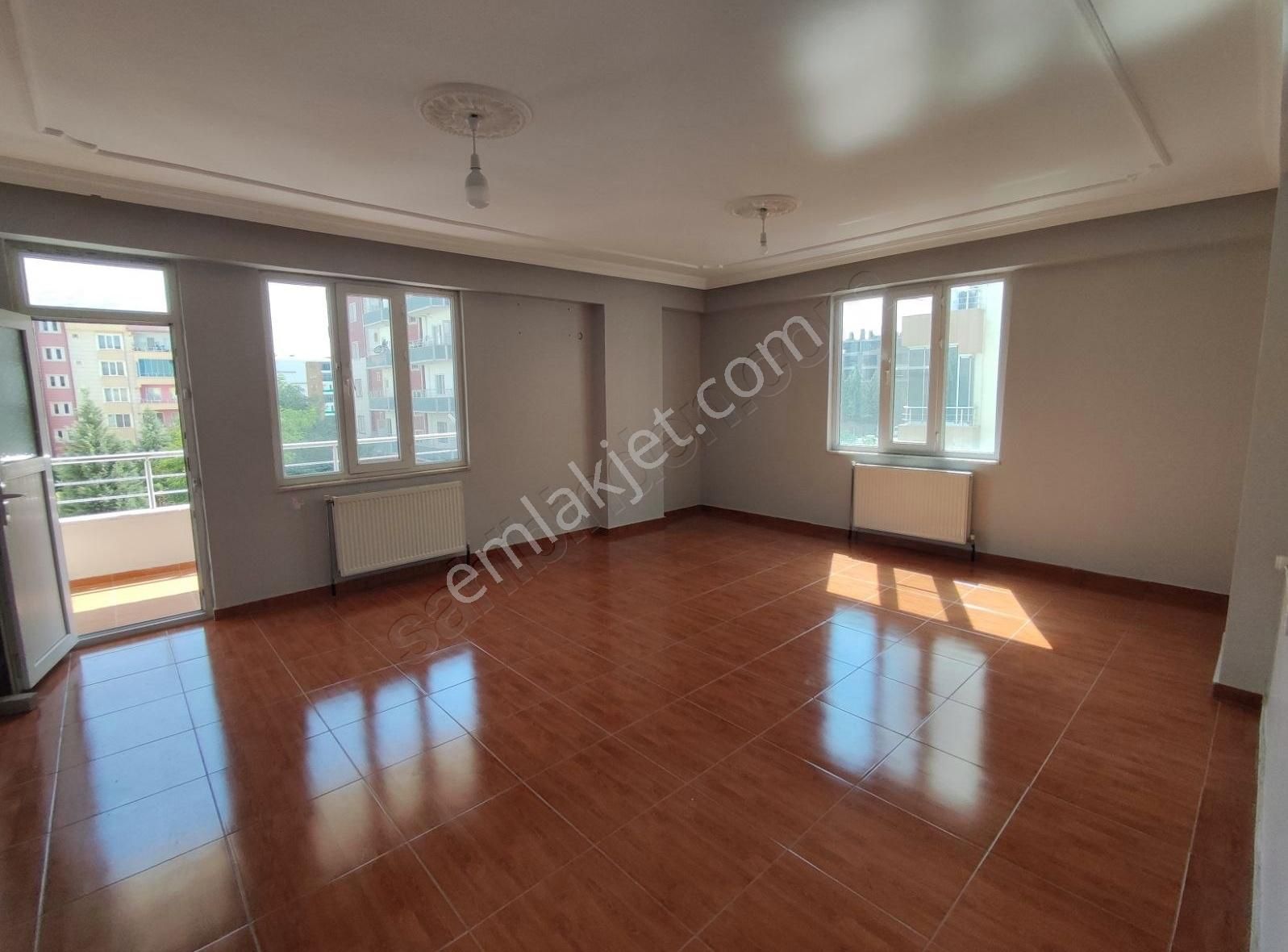 Batman Gültepe Petrol City Ye Yürüme Mesafesinde Kiralık 3+1 Da