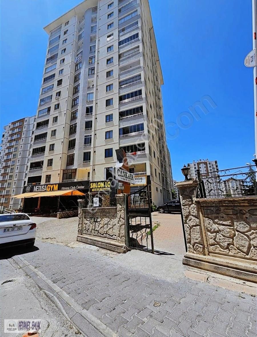 Fetanet Emlaktan Talas Mevlana Mah.de Full Eşyalı Lüks 3+1 Odalı