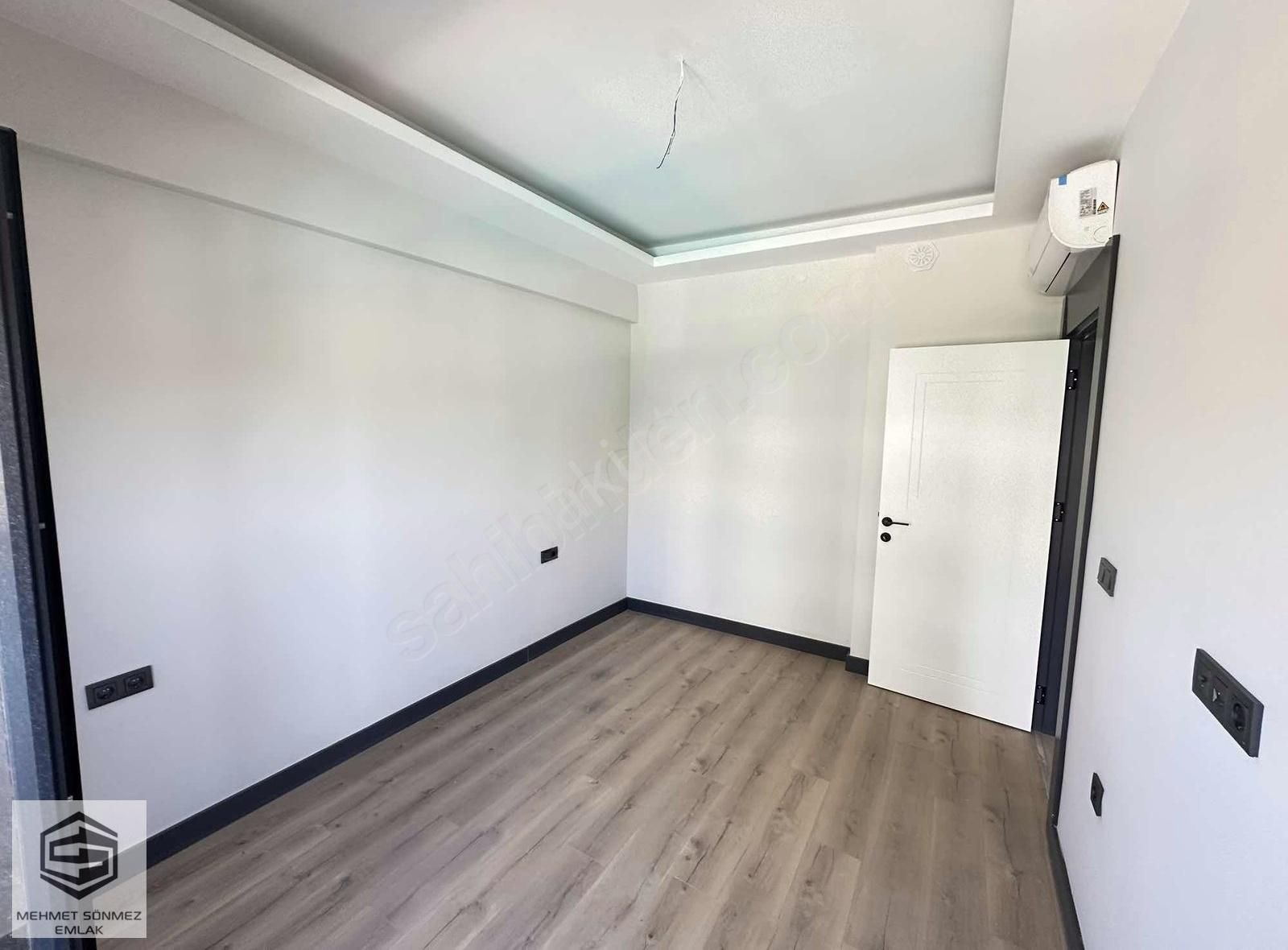 Sönmez Emlak'tan Lüks Sitede Satılık 2+1 - Görsel 2