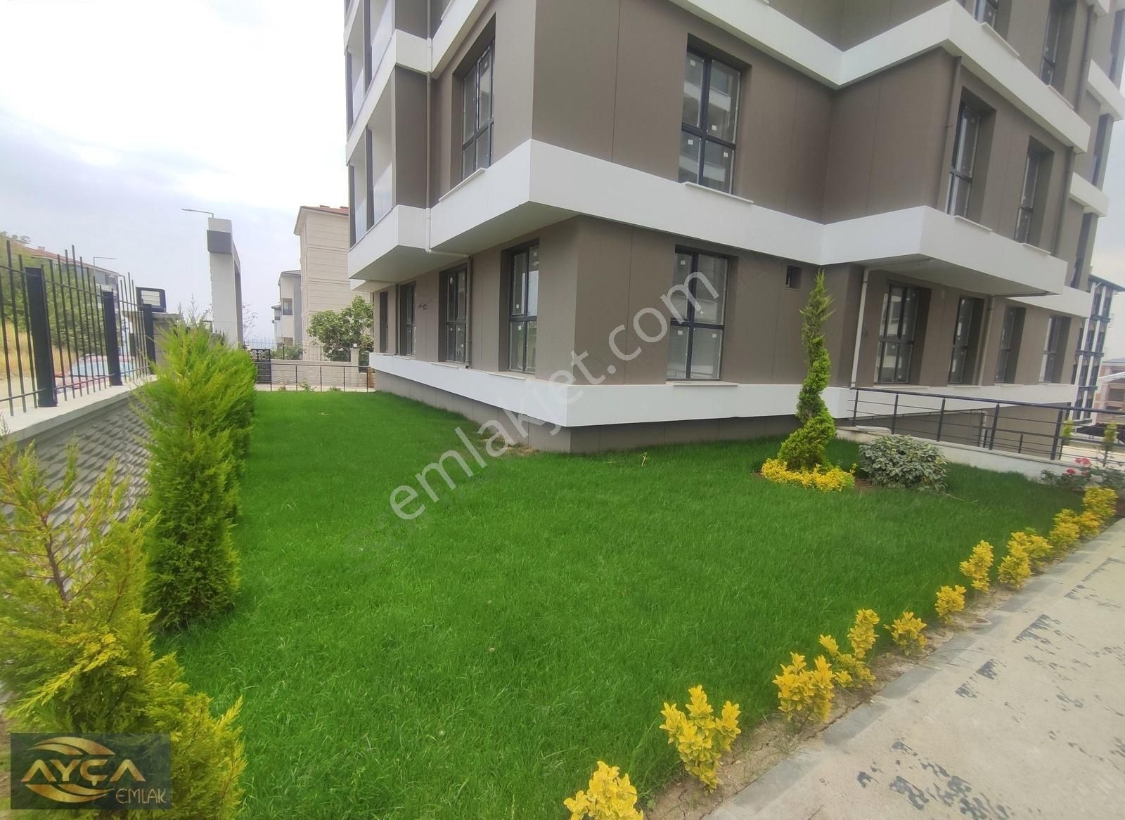 Büyükşehir Beld.civarı Ayçadan Kir. 1+1 Lüks Sıfır Arakat Daire