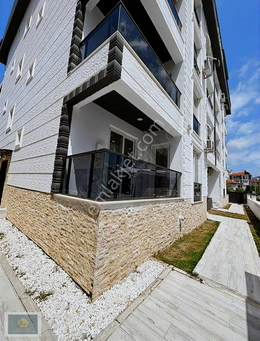 Lüks Sitede Bahce Katı 1+1 Havuzlu Bahçe Nizam Daire