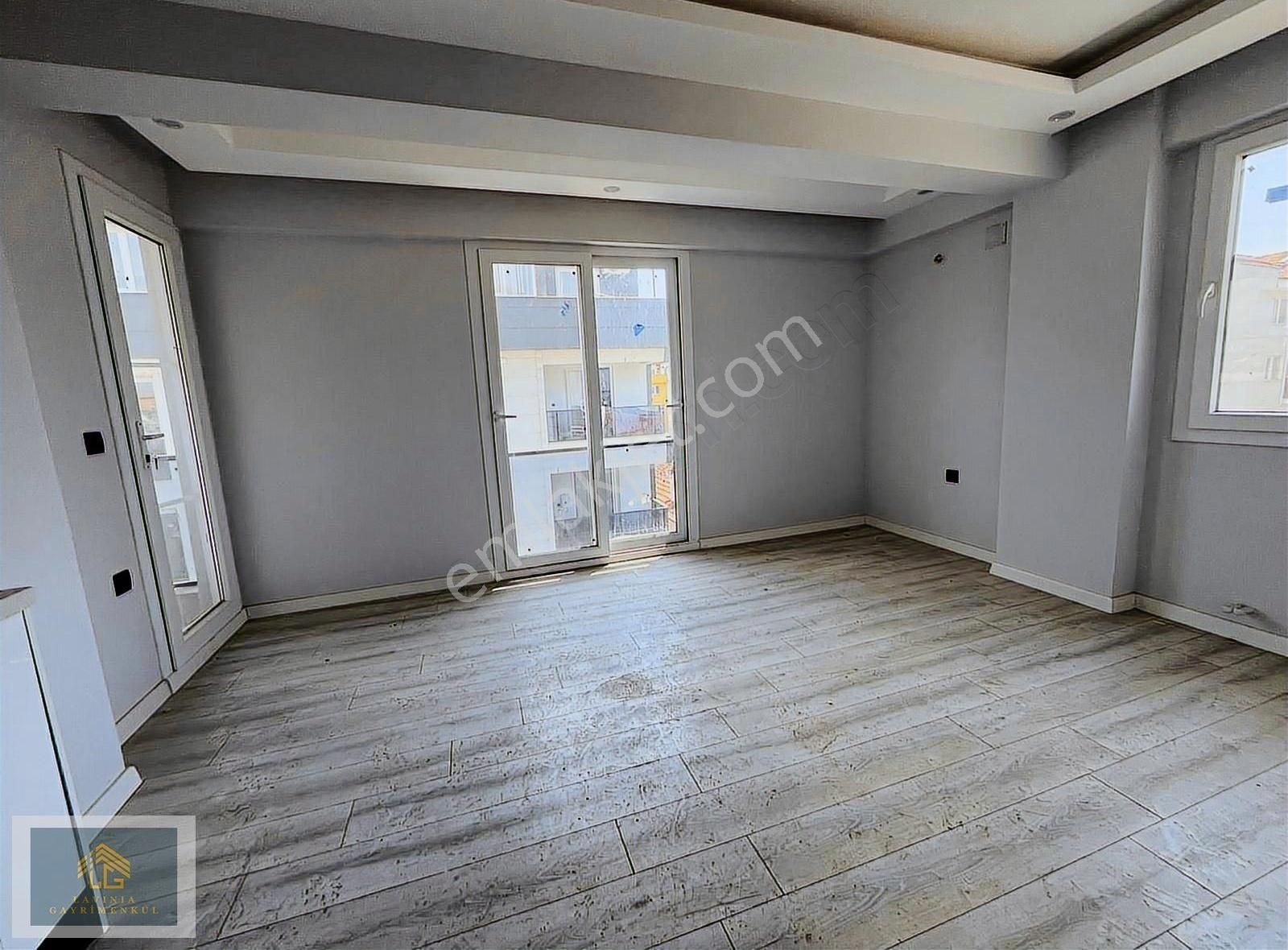 Lüks Sitede 2+1 Satılık Daire - Görsel 14