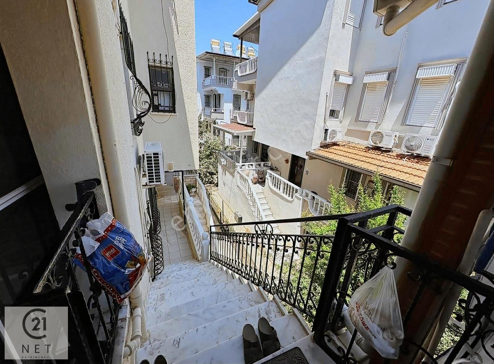 Century21 Net'ten Altınkuma 150m Mesafede Villa