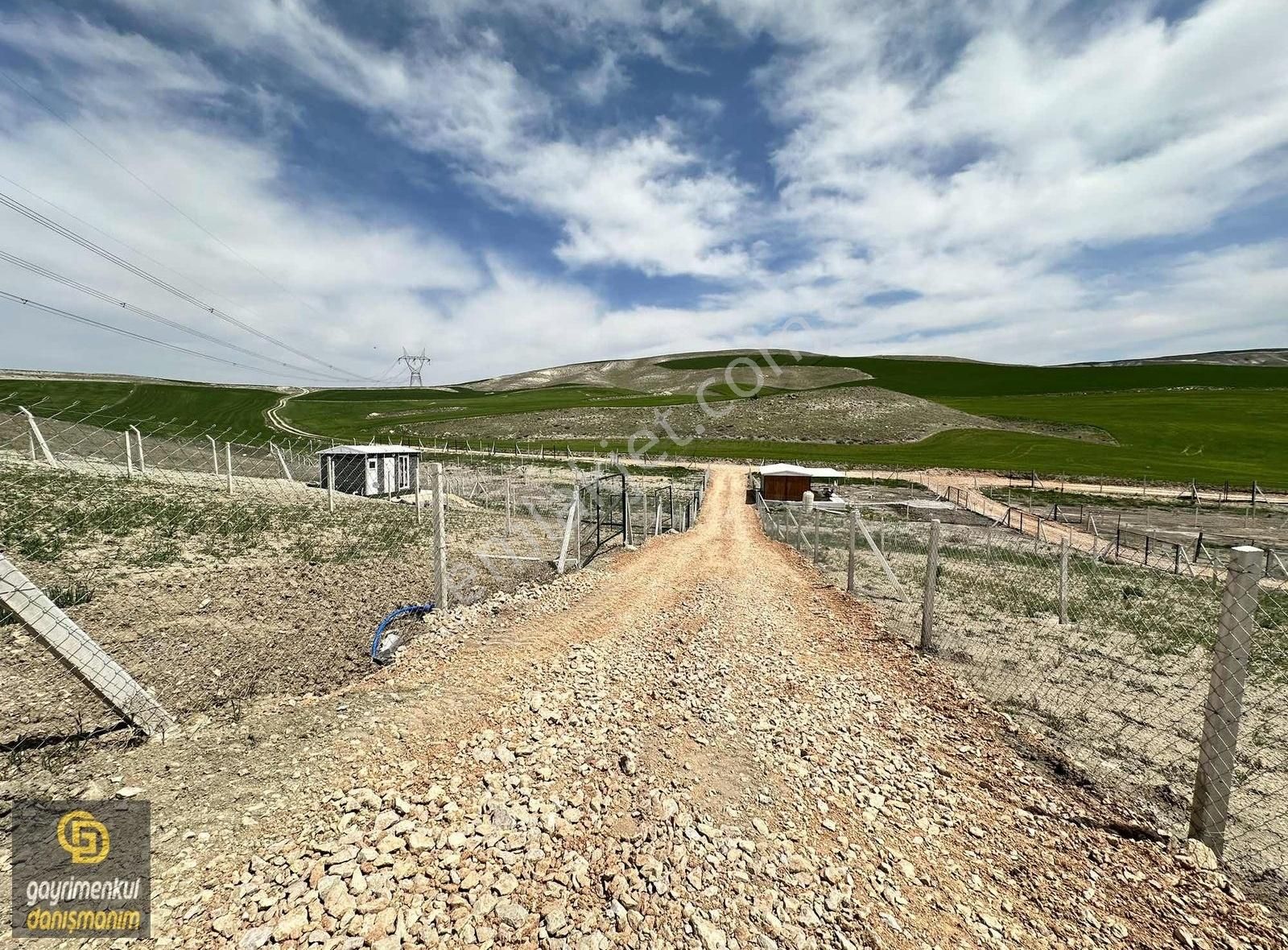 Sincan'a 10 Dakika / Resmi Noter Satışlı / 250m2 Hobi Bahçesi
