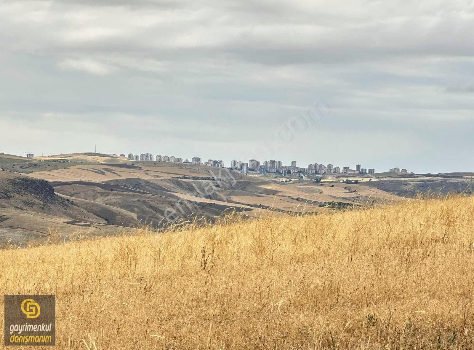 Sincan'a 15 Dakika / Oturuma Hazır! / 400m2 Hobi Bahçesi