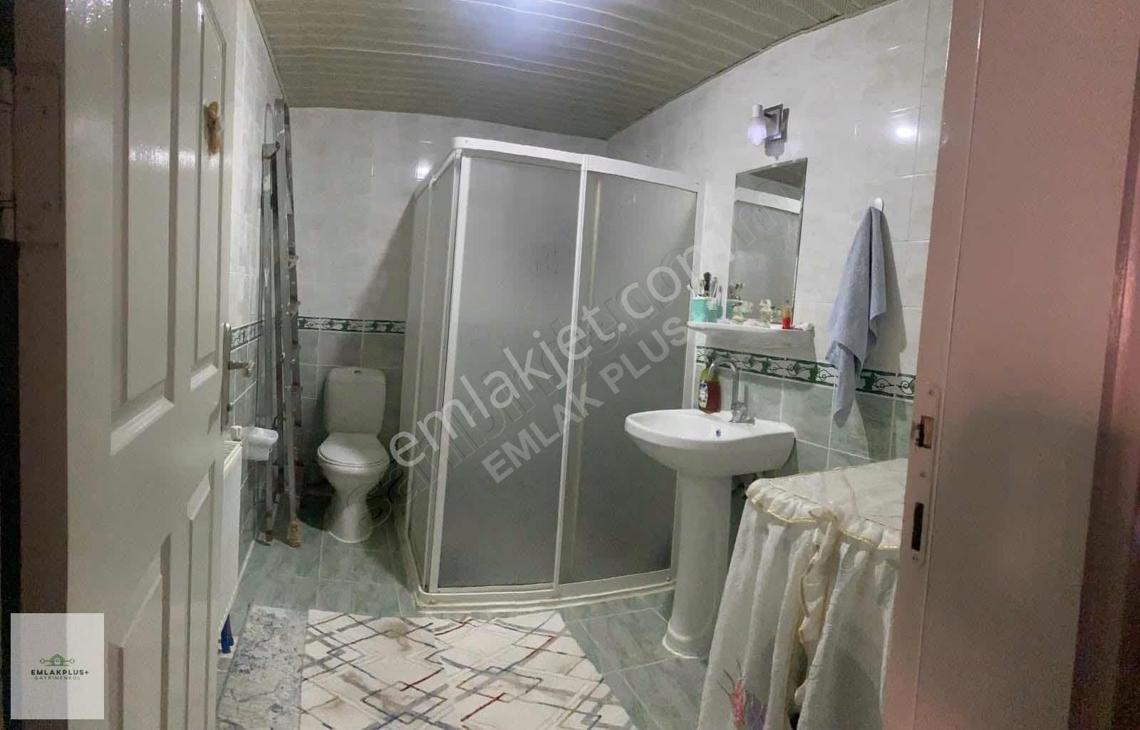 Emlak Plus'tan Seyrantepe'de 3+1 Satılık Daire