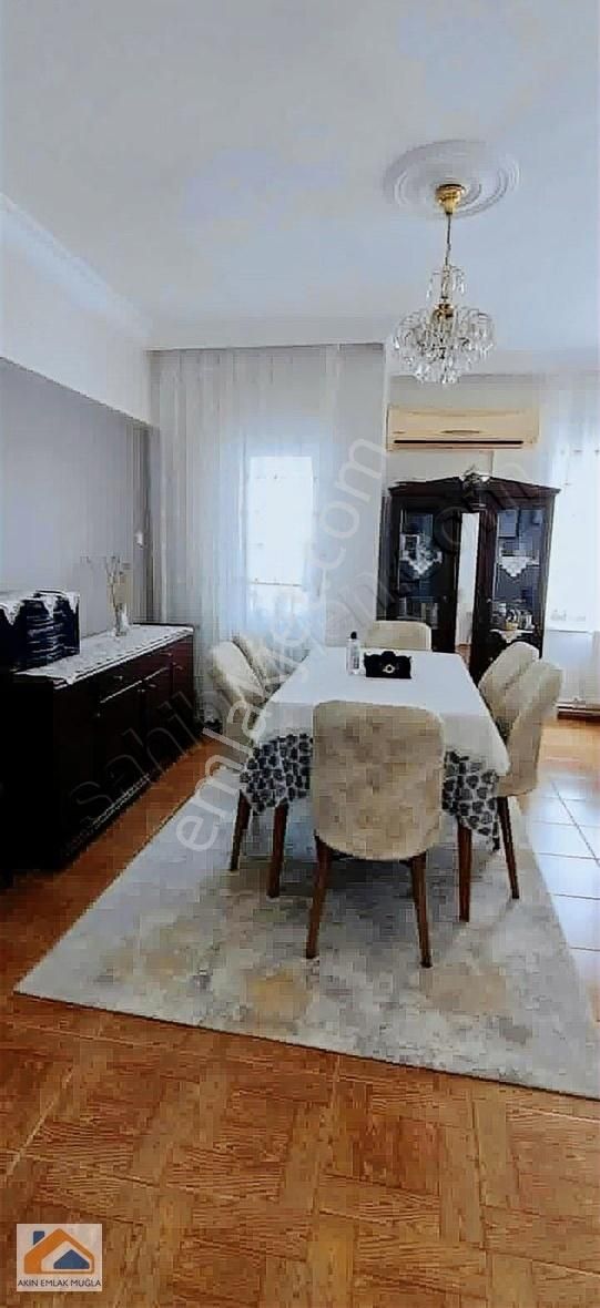Orhaniye Pehlivanoğlu Civarında 3+1 Kombili 150 M2 Arakat Daire