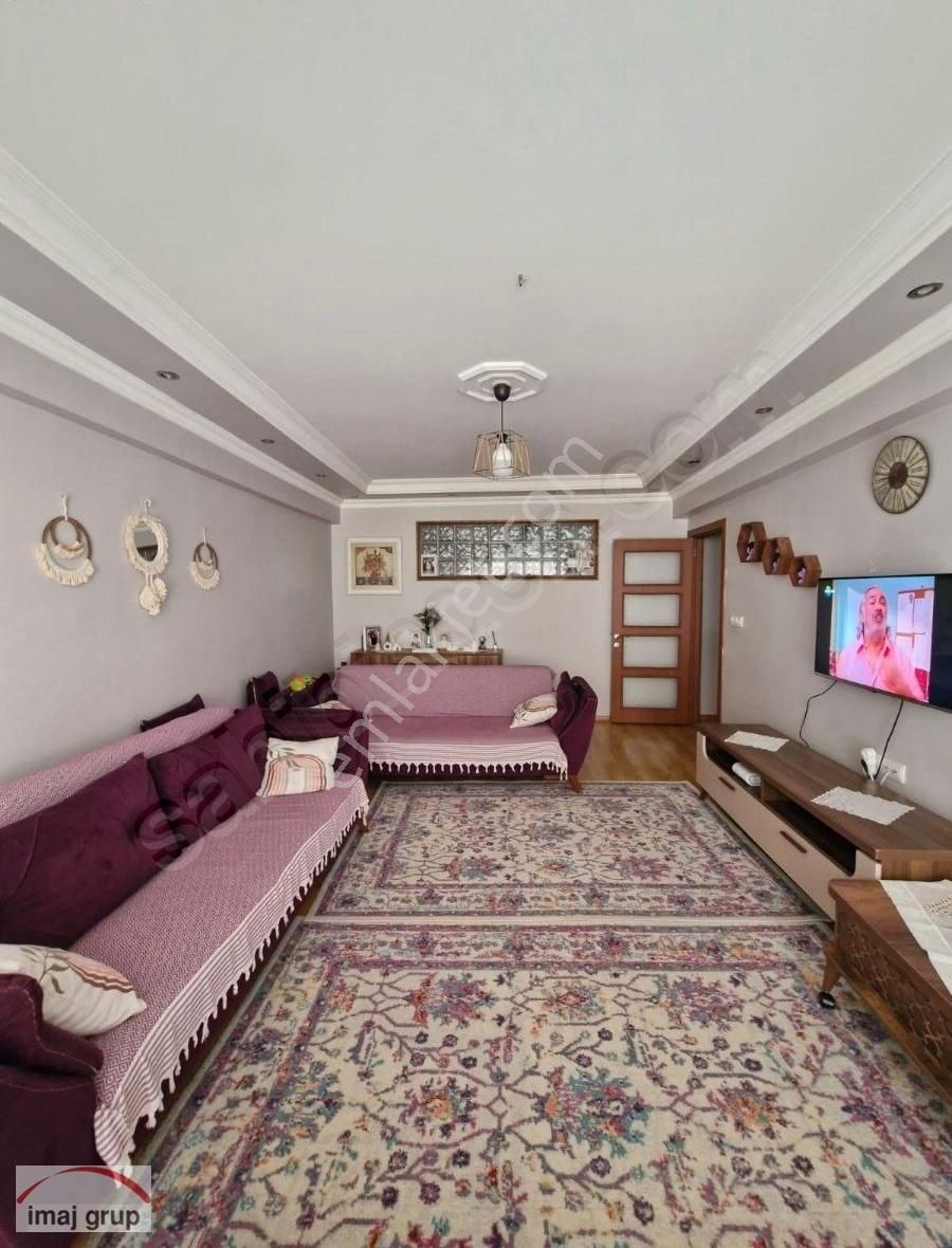 Yeşilova Mah. Satılık Metrobüse Çok Yakın 135 M2 3+1 Arakat