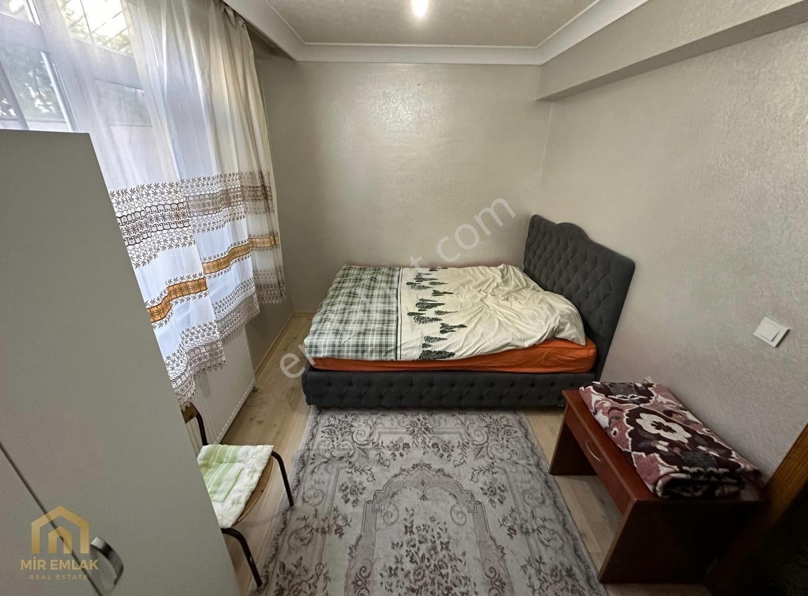 Keçiören'de Yeni Binada Yeni Eşyalı Kiralık Daire 1+1