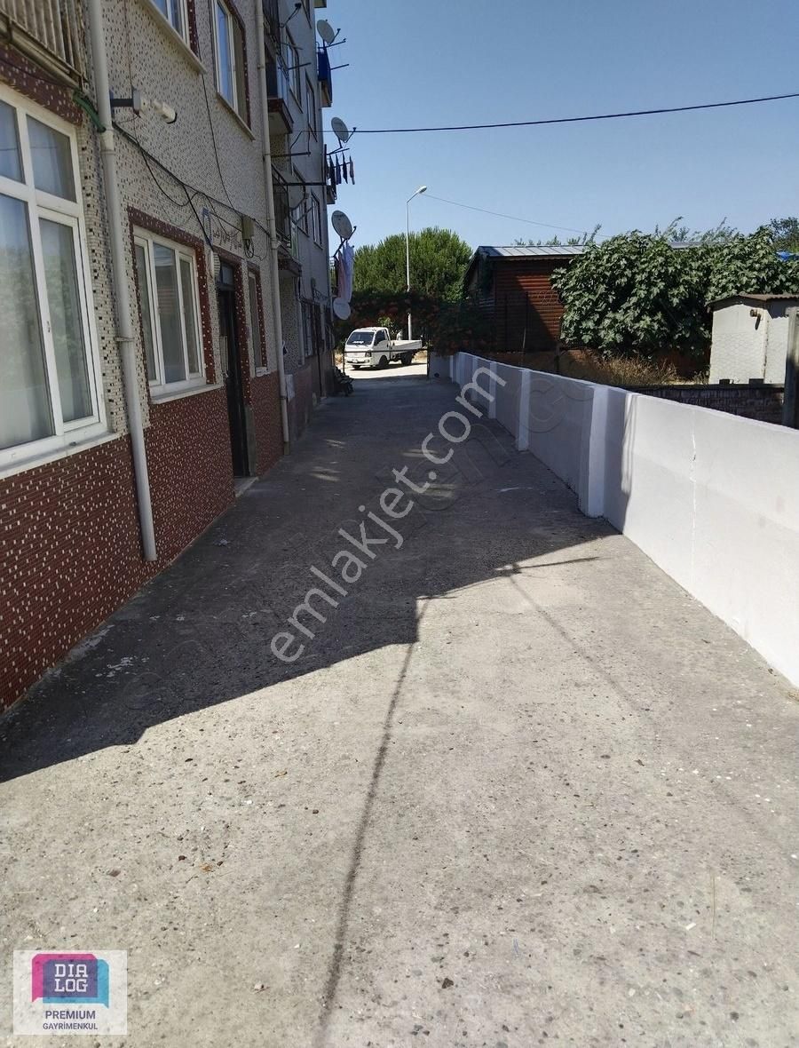 Bursa Mudanya Eşgel Sahilinde Denize Sıfır Yazlık Daire. - Görsel 17