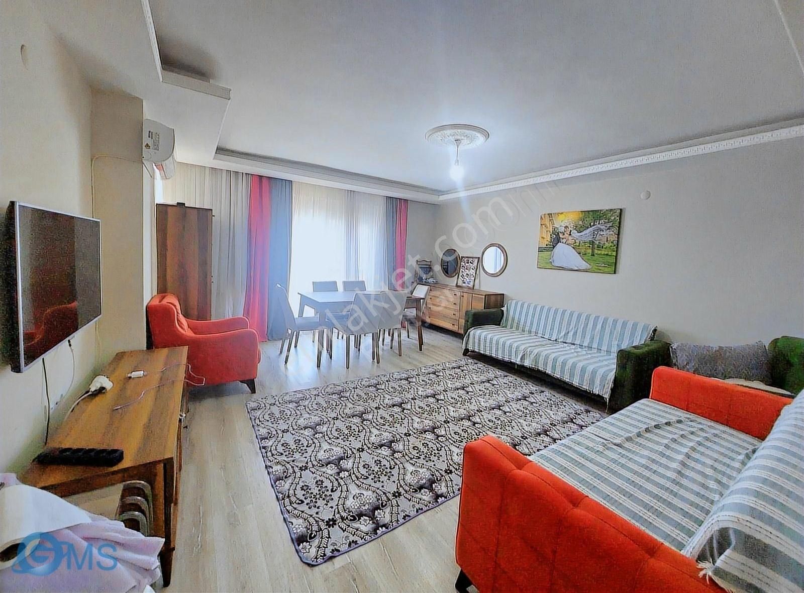 Gazi Mahallesinde 3.katta Asansörlü 2+1 90m² Fırsat Daire