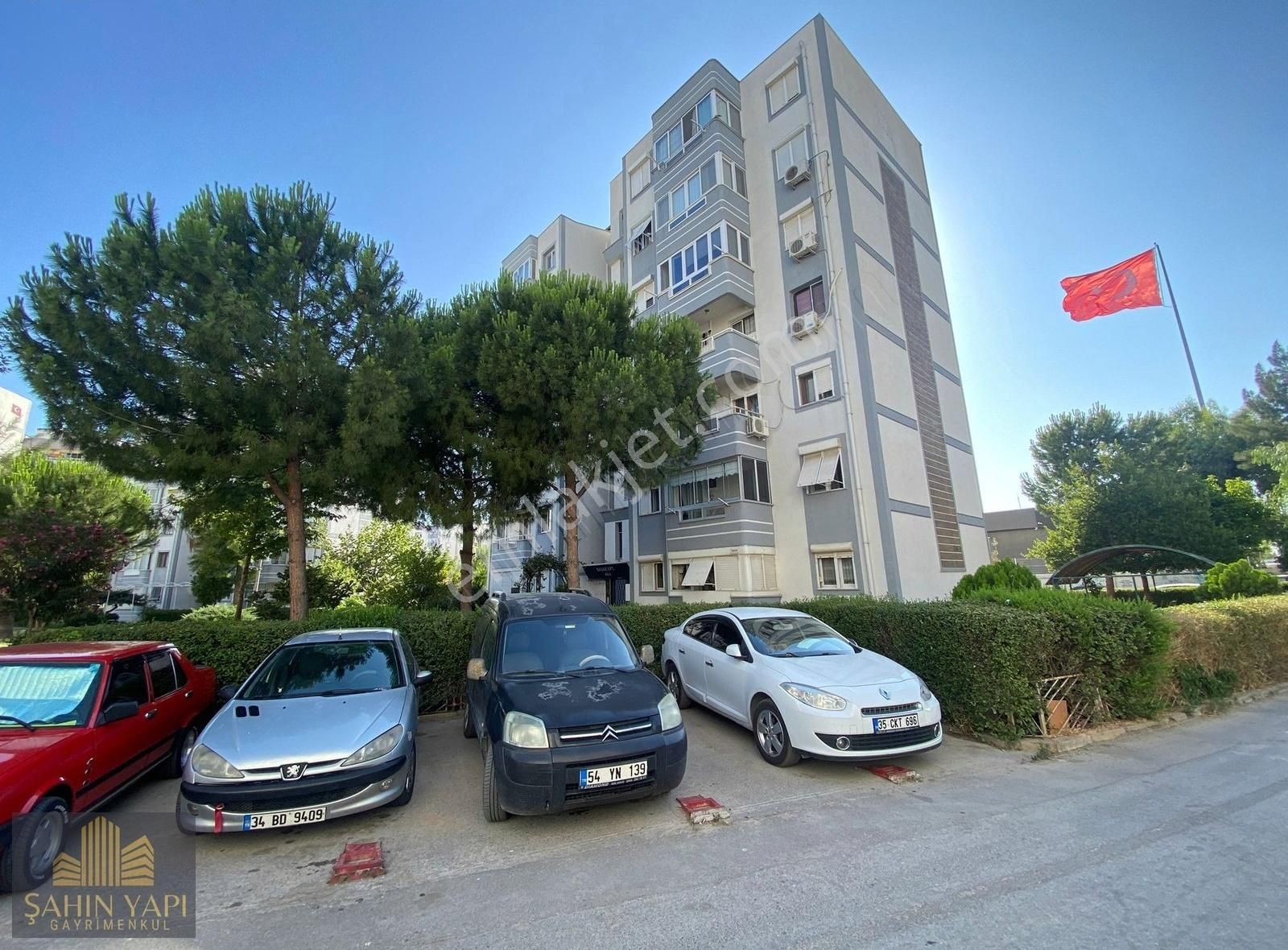Egekent 2 İzban Yanı Süper Konumda Ara Kat 3+1 Kupon Boş Daire !