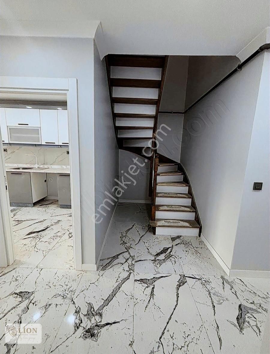 Yakuplu'da Sıfır 5+2 Dubleks Metrobüse Yakın Tapu Masrafsız - Görsel 17