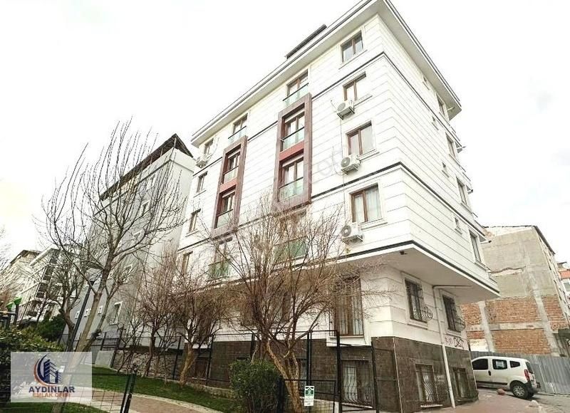 Yenibosna Medipol Hastanesi Yakını Satılık 2+1 Yüksek Giriş