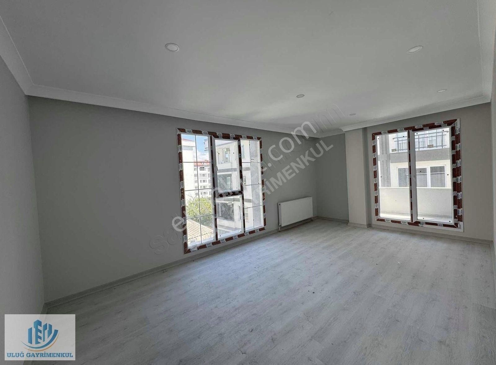 Arnavutköy Hadımköy Merkezin'de Kiralık 90m2 2+1 Ara Kat Daire