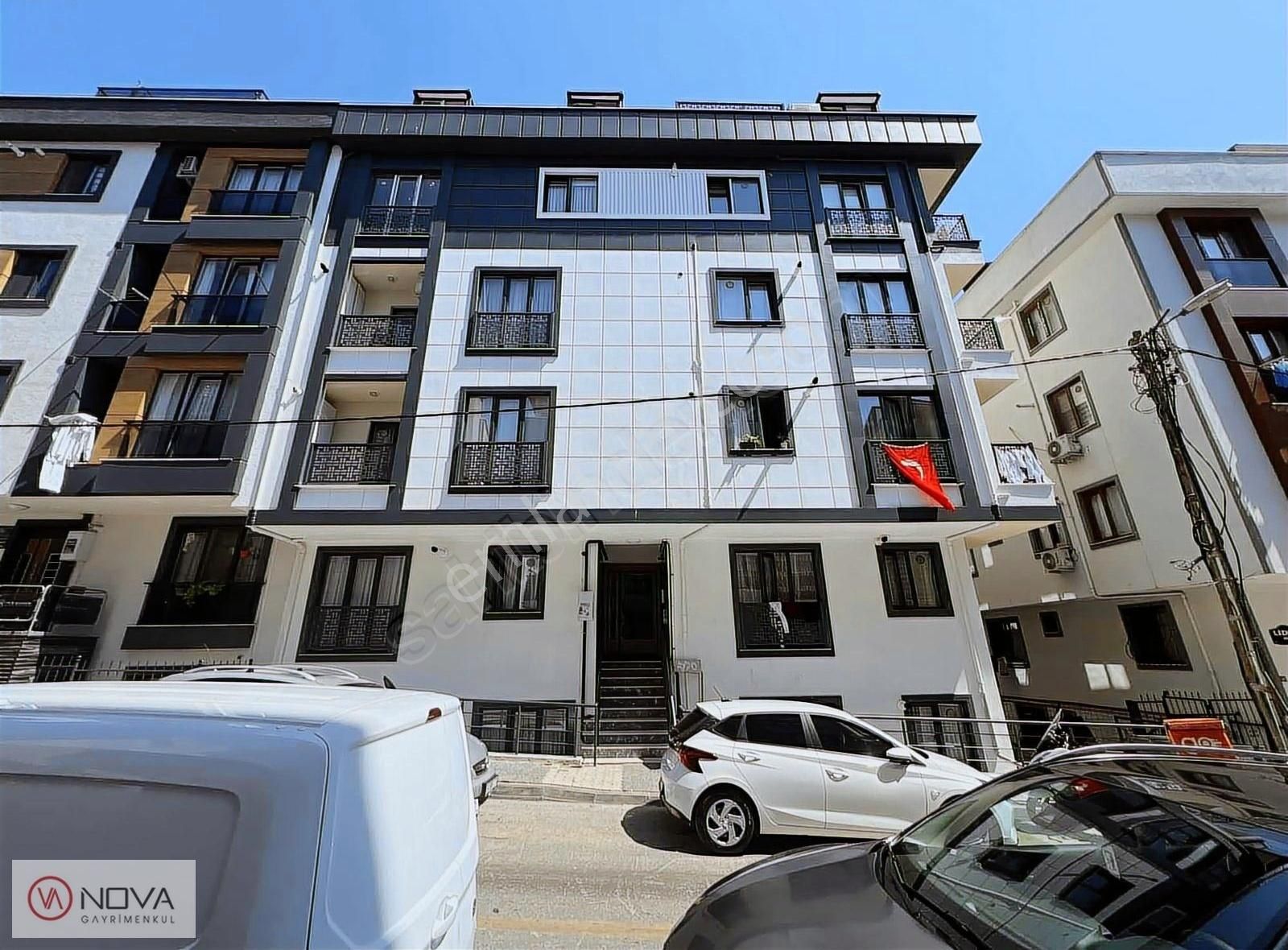 Ümraniye Armağanevler'de Sıfır Binada 3+1 İskanlı Dubleks Daire