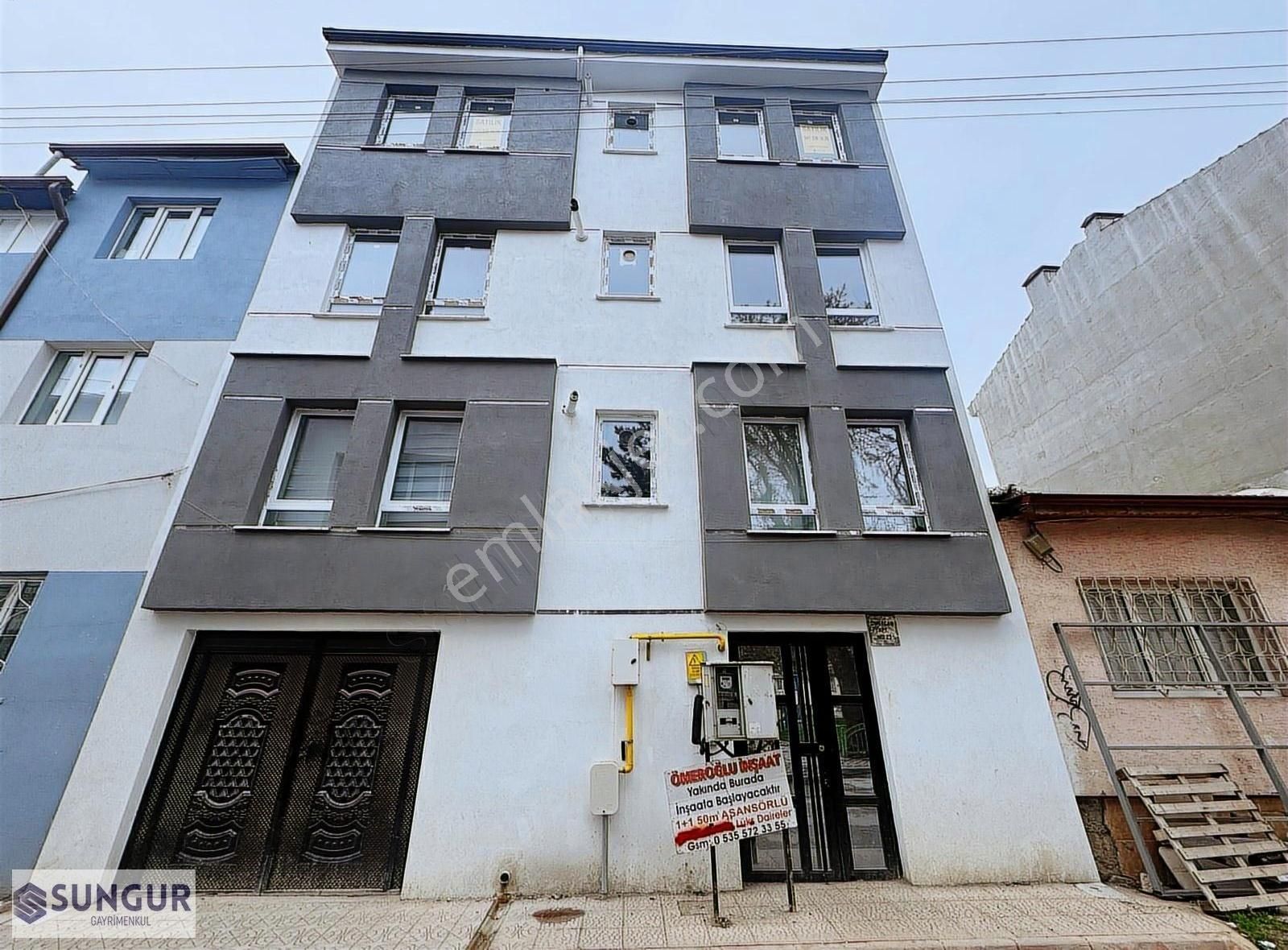 Sungur'dan Satılık Ara Kat Asansörlü 2+0 İskanlı Sıfır Boş Daire