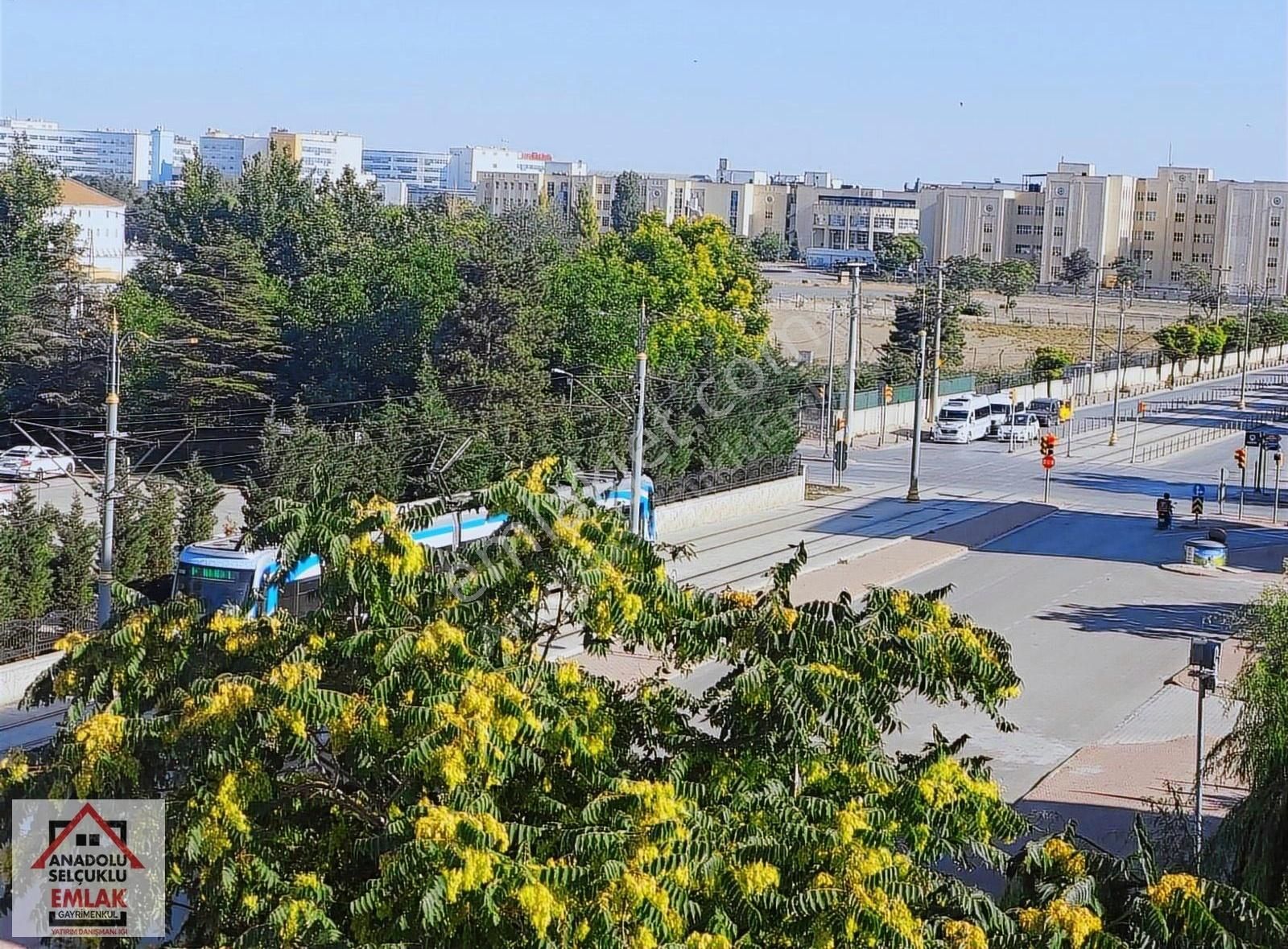 Anadolu Selçuklu Emlaktan Adliye Yürüme Mesafesinde 3+1 Daire!!!