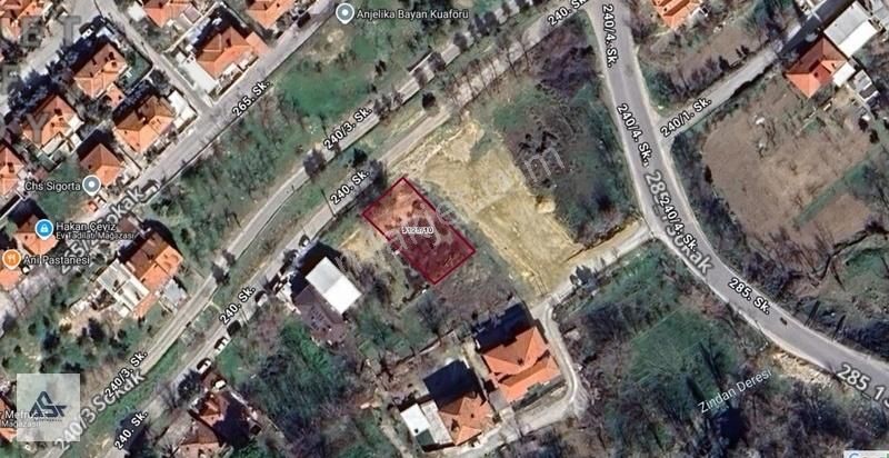Esentepe De Satılık Köşe Parsel