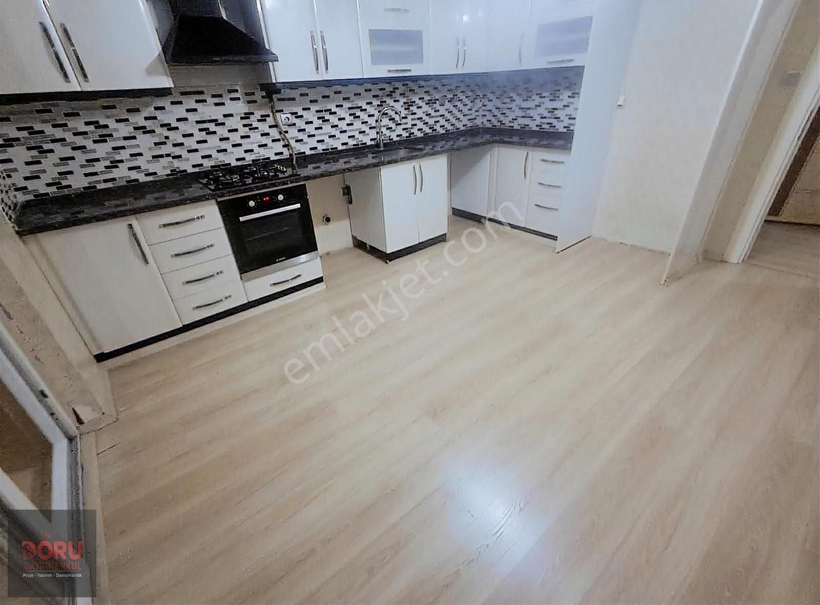 Ahırdağı Caddesi Site İçinde Kiralık 5+1