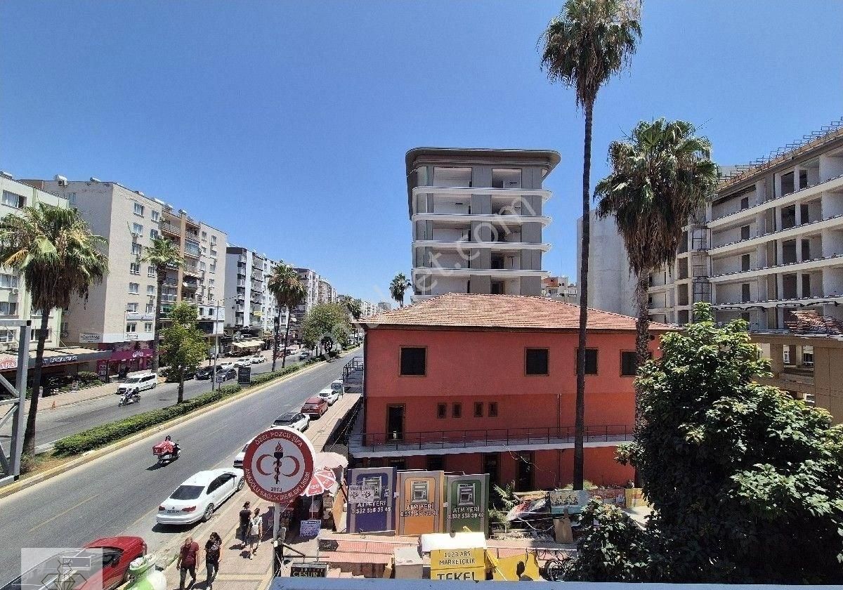 Pozcu Cadde Cepheli Satılık Daire