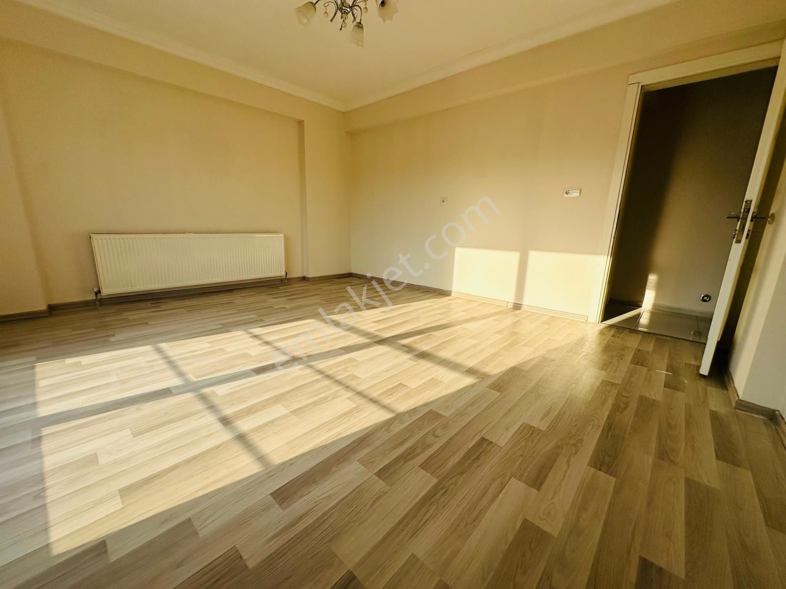 🏡 Göl-san Gayrimenkul’den 🏡 Yıldıztepe Mah. 3+1 160 M2 Kiralık Köşe Daire - Görsel 6