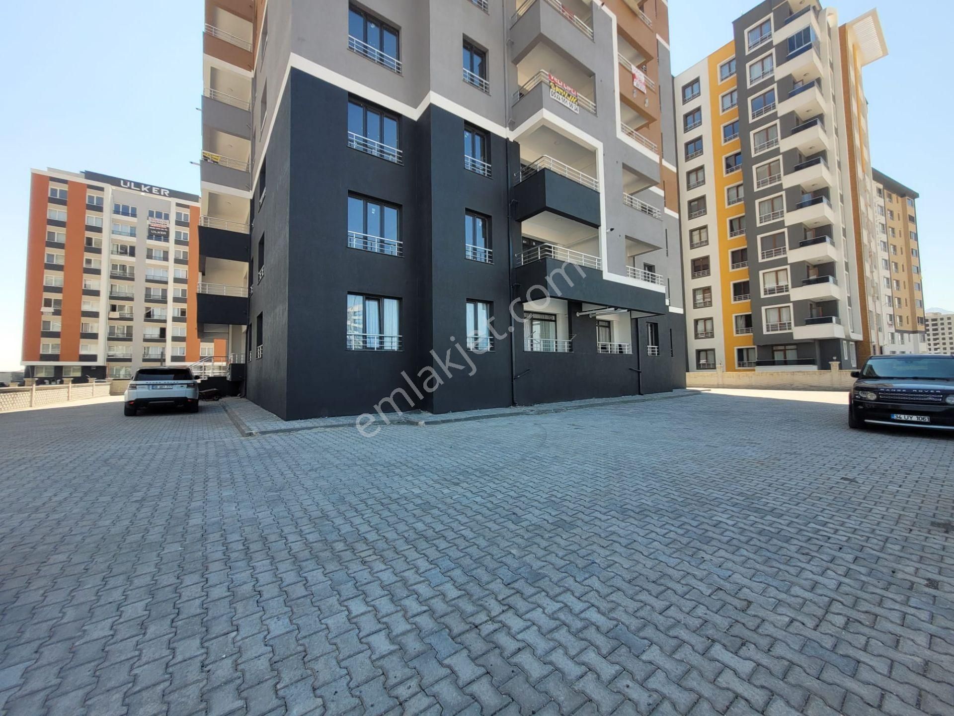 Şehir Hastanesi Karşısı Köseoğlu Apartmanı Kiralık 2+1 Sıfır Daire