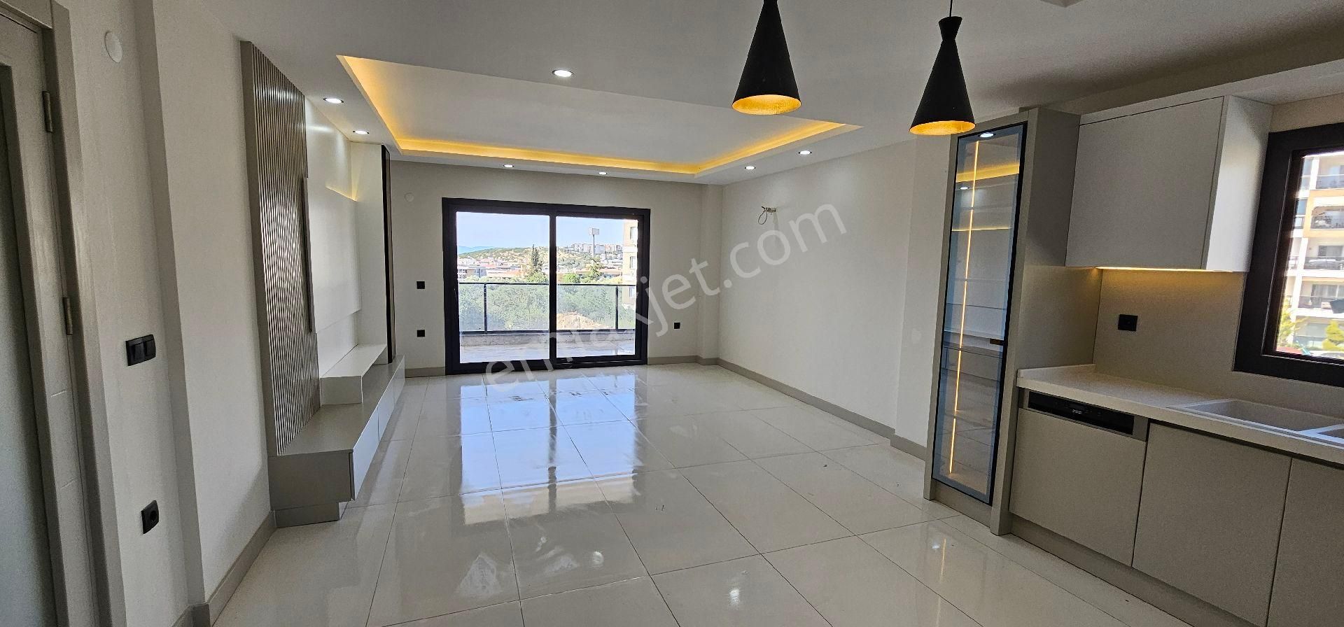 Kuşadası Değirmendere'de Deniz Manzaralı Lüks Proje! - Görsel 4