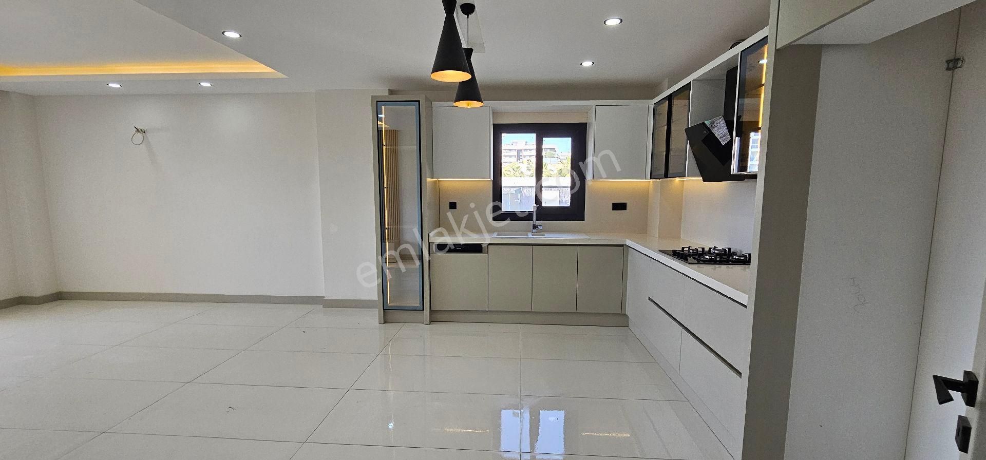 Kuşadası Değirmendere'de Deniz Manzaralı Lüks Proje! - Görsel 8