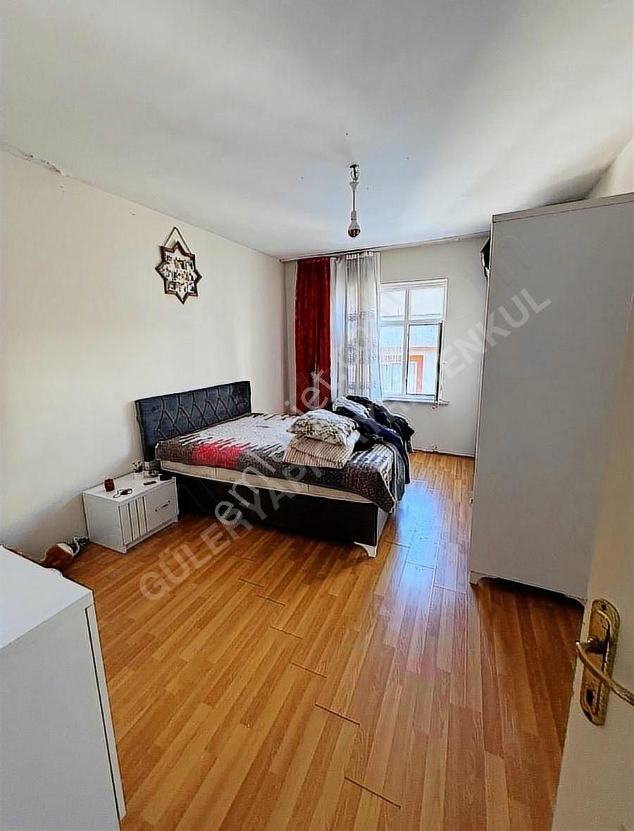 Başakşehir Güvercintepede Kiralık 2+1 Arakat Daire