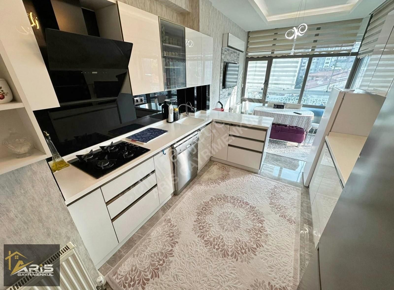 Aristen Dev Bahar Fırsatı! Selçuklu Cad. Üzeri Delüx Site İçi4+1