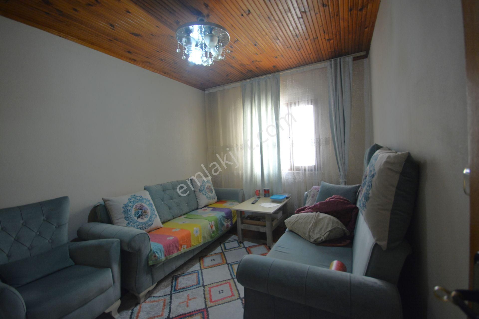 Eyüp Sultan Mahallesi! Diş Hastahanesine Çok Yakın Satılık Üç Katlı 175 Mk. Bahceli Bina - Görsel 7