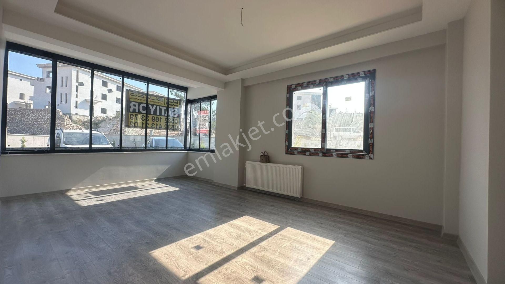 Arpaçta Sıfır Sıte İçersinde Ebeveyn Banyolu 2+1