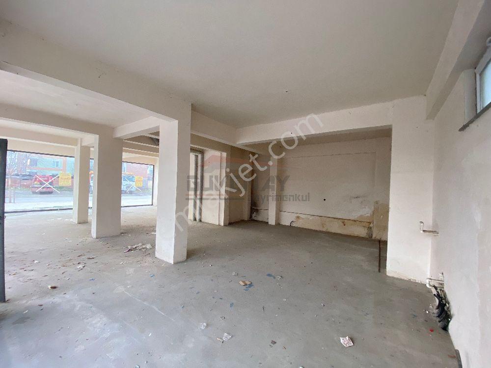 Güvenat - Çorum Osmancık Cad. Selimiye Camii Altı 290 M² Dükkan - Görsel 6