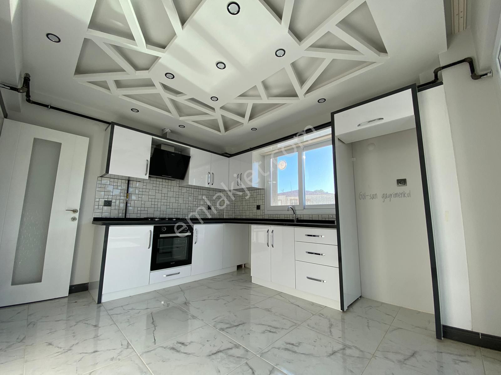 🏡 Göl-san Gayrimenkul’den 🏡 Yeşil Mah. Muhteşem Teraslı 3+1 150 M2 Satılık Daire