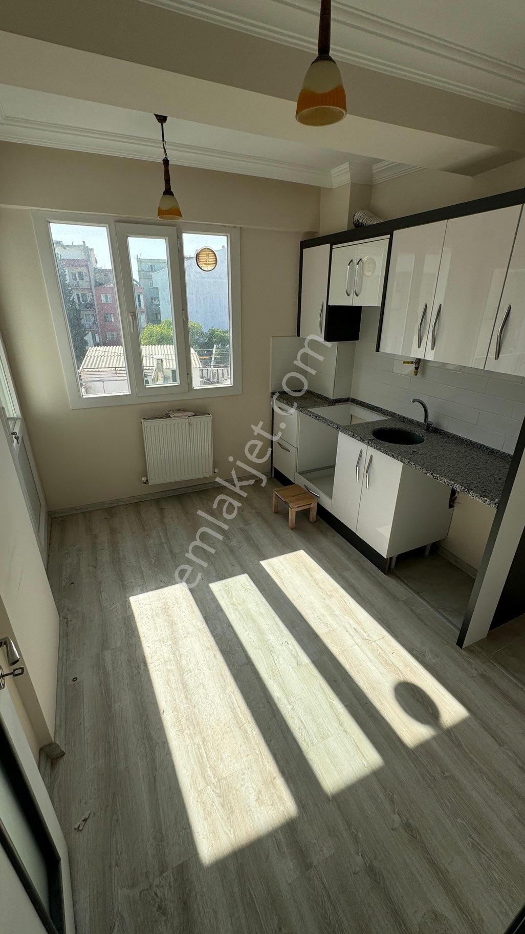 Yenimahalle’de 3+1 Kapalı Mutfaklı 3’yıllık Satılık Dubleks Daire