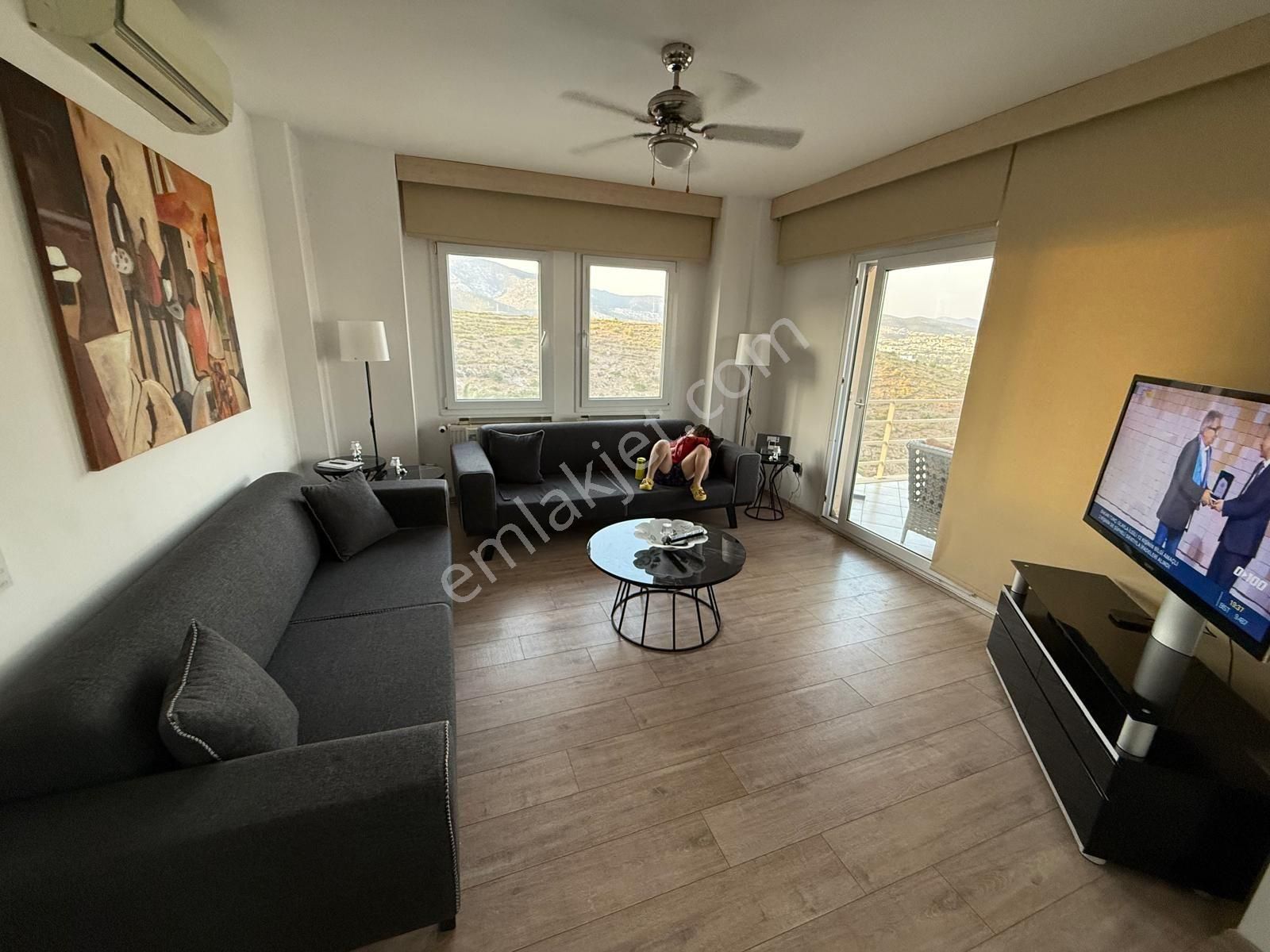 Bitez Havuzlu Site'de Deniz Manzaralı Daire - Görsel 7