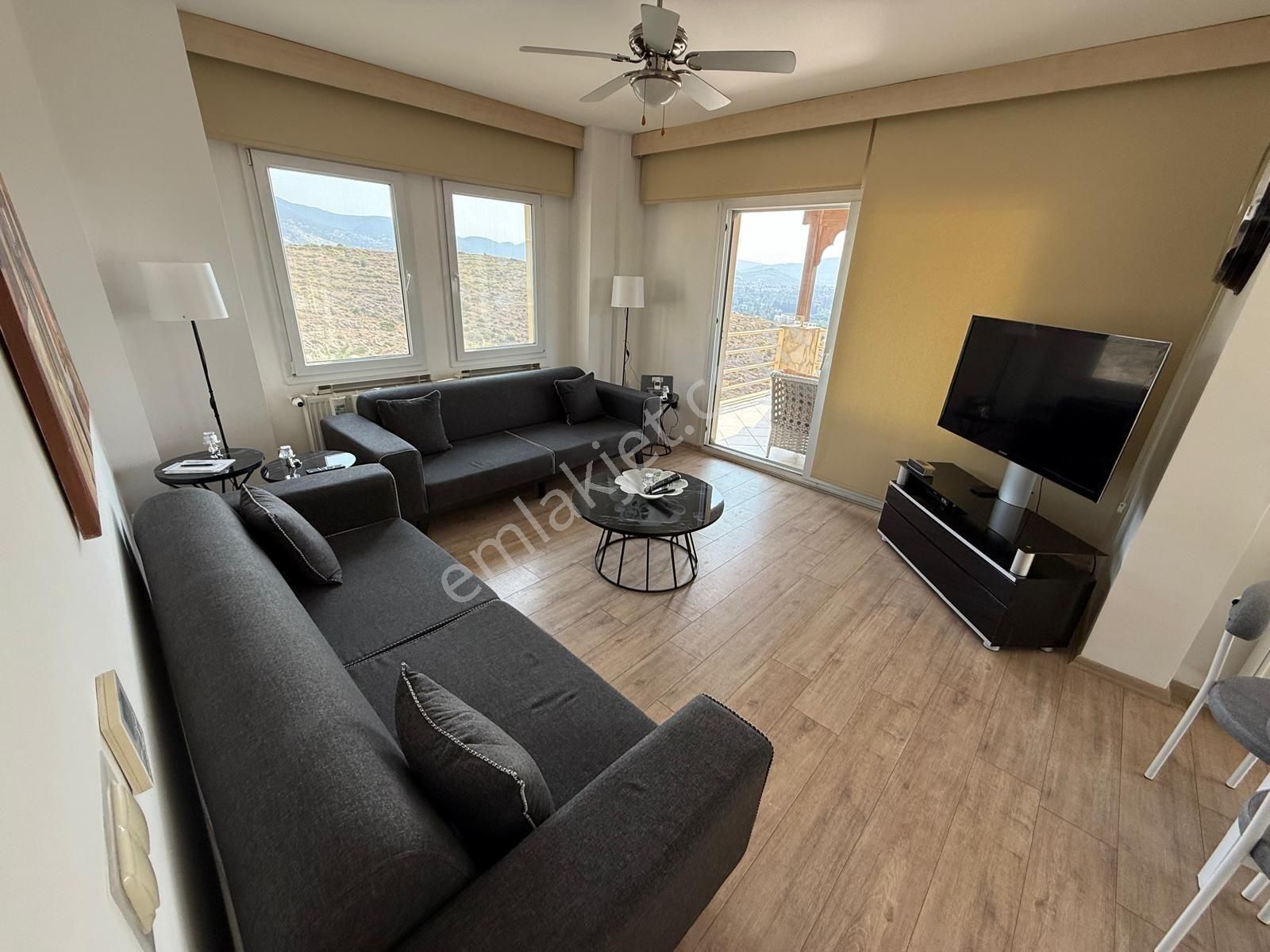 Bitez Havuzlu Site'de Deniz Manzaralı Daire - Görsel 6