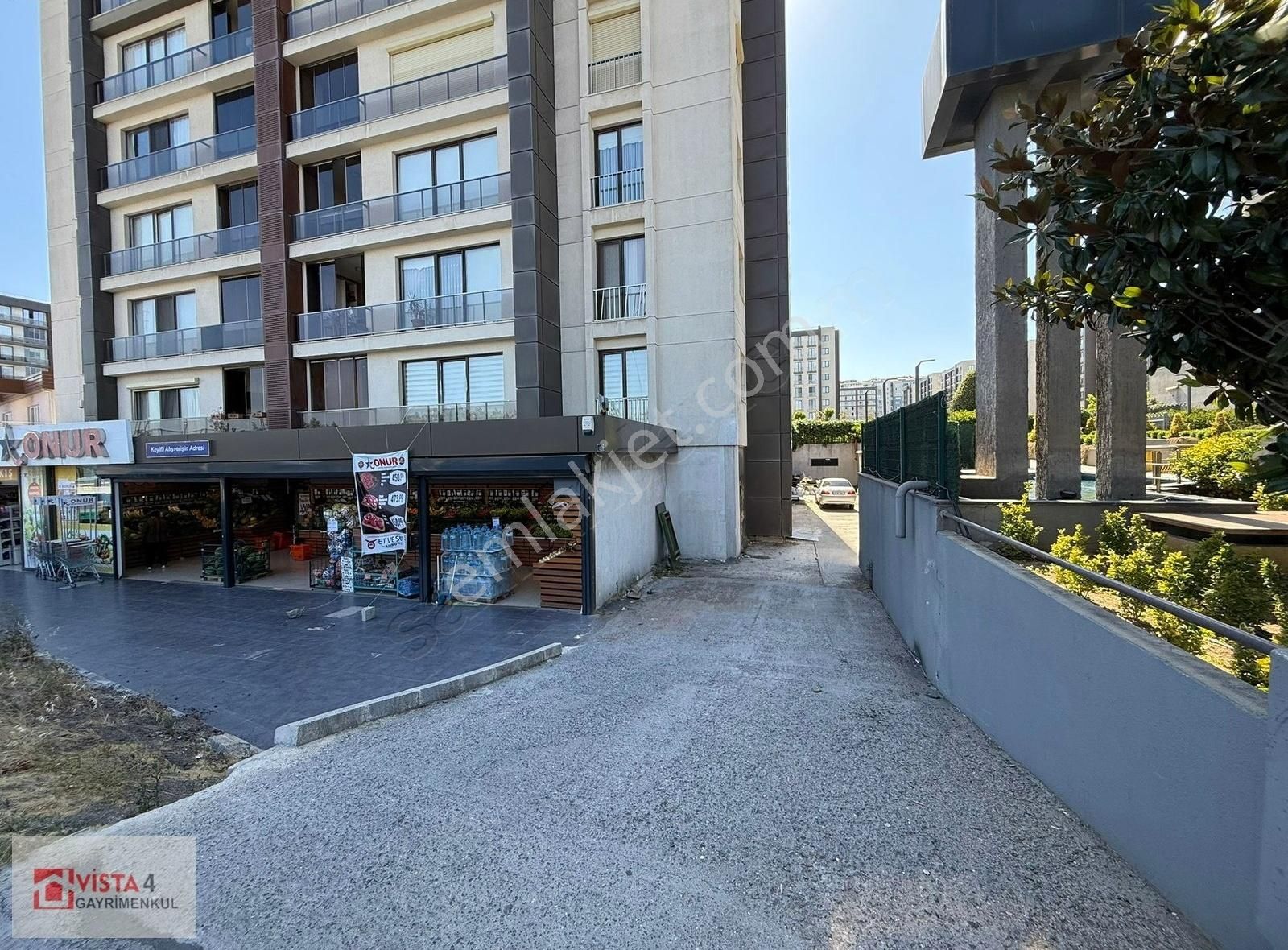 Beylikdüzü Kalekent Altı Dükkan Veya Depoya Uygun Kiralık İşyeri
