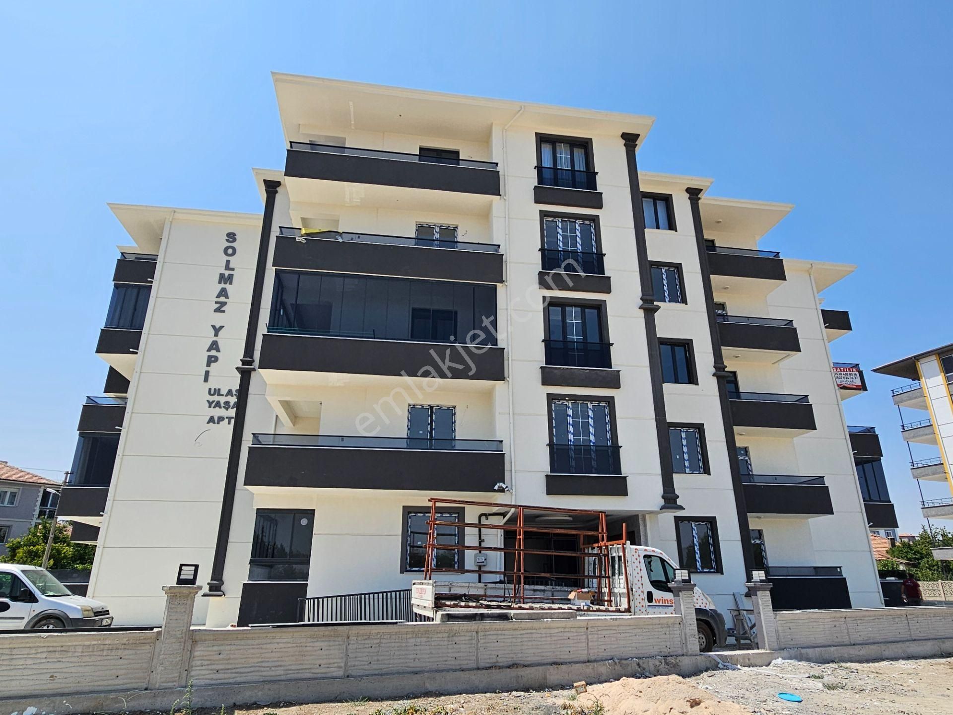 Batıelagözlü Mah. 3+1 Çift Banyolu Arakat Sıfır Satılık Lüks Daire