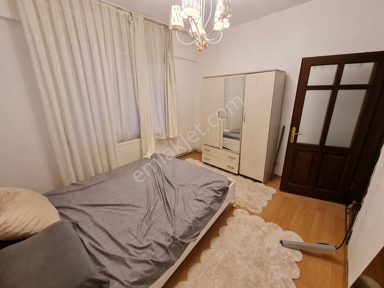 Sezgin Aslan'dan Rasathane Mah.de Eşyalı Kiralık Daire