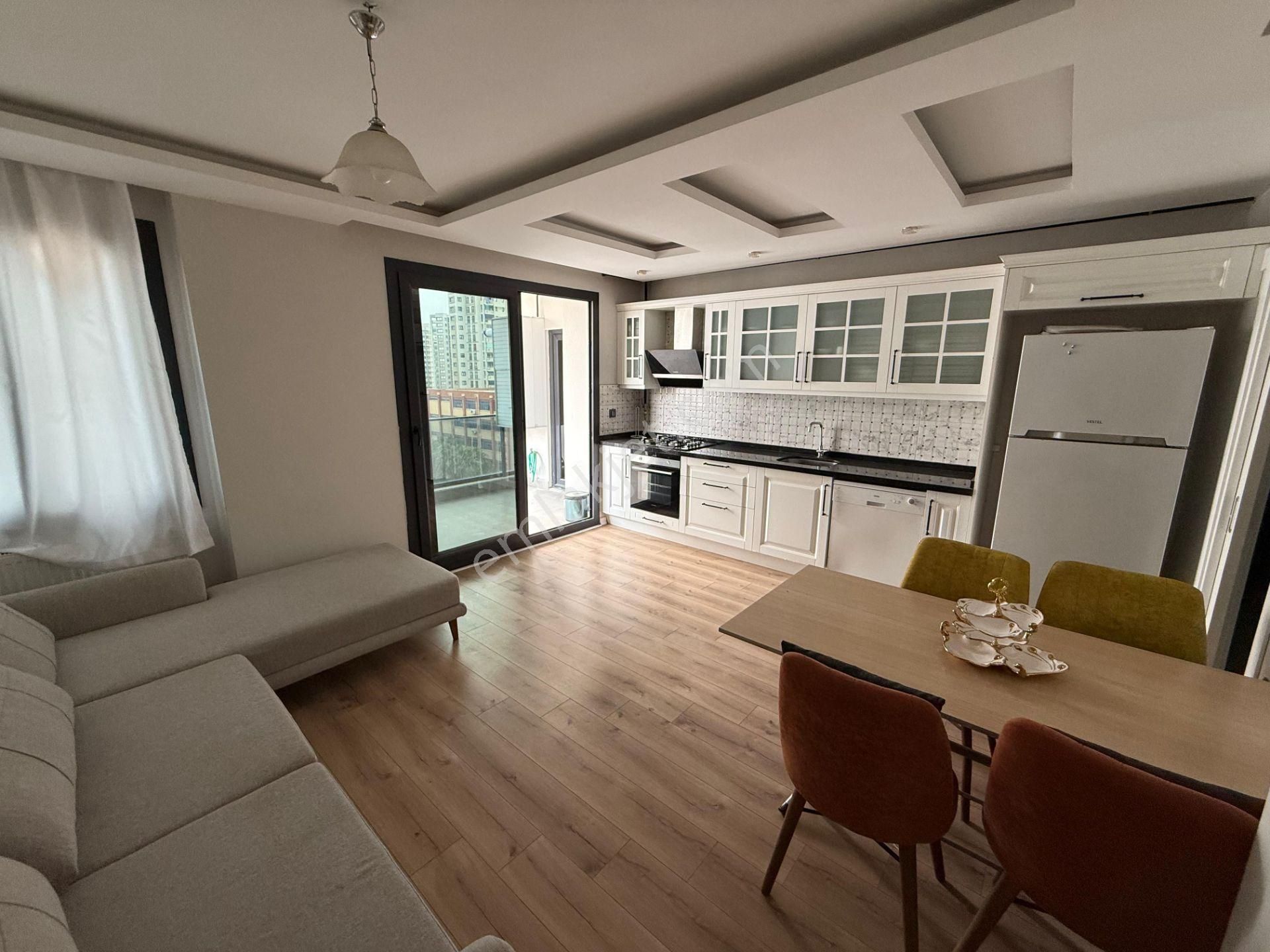 Royalest'ten Muhteşem Konumda Eşyalı 4+1 Kiralık Dairemiz
