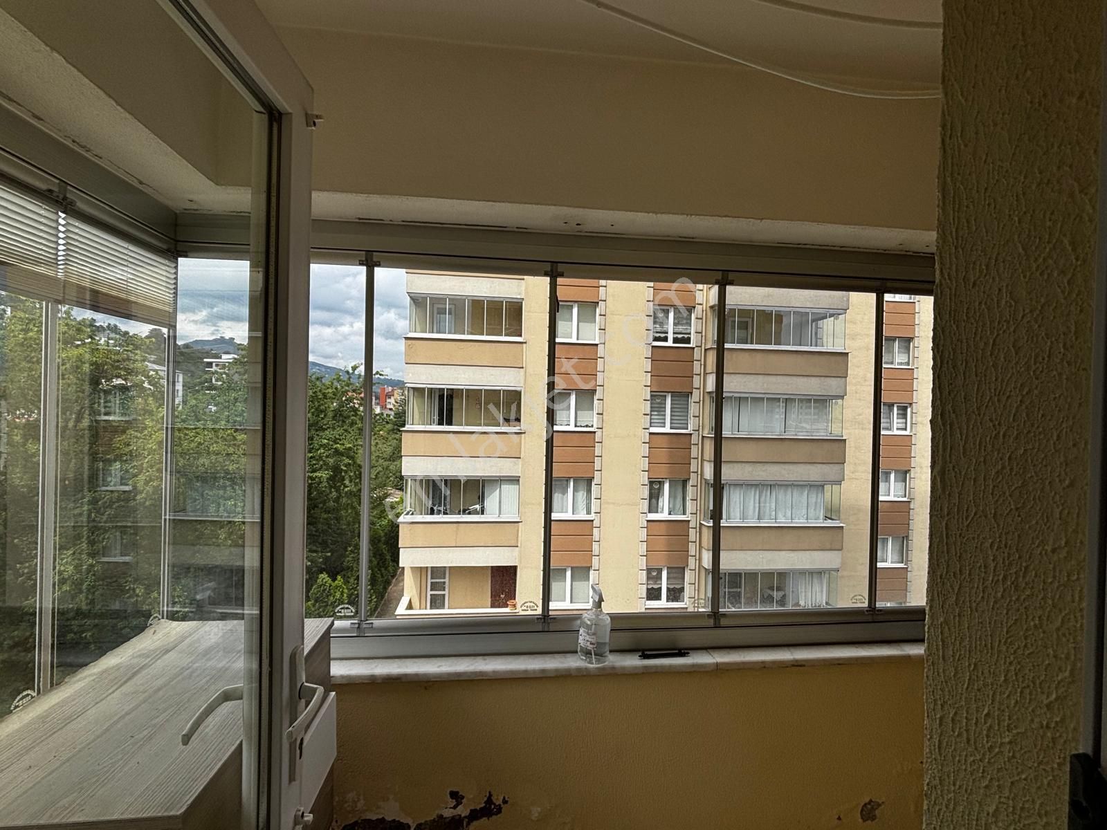 Hastane Arkasında Çarşı Sitesi 3+1 Kiralık 135 Metrekare Daire - Görsel 12