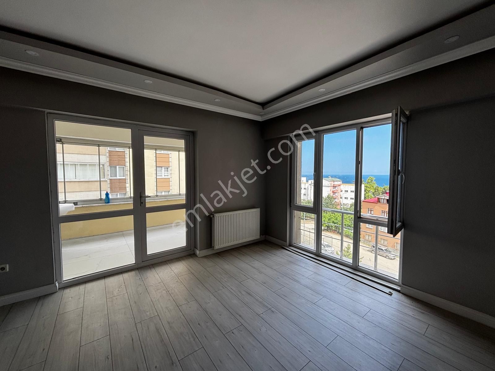 Hastane Arkasında Çarşı Sitesi 3+1 Kiralık 135 Metrekare Daire - Görsel 3