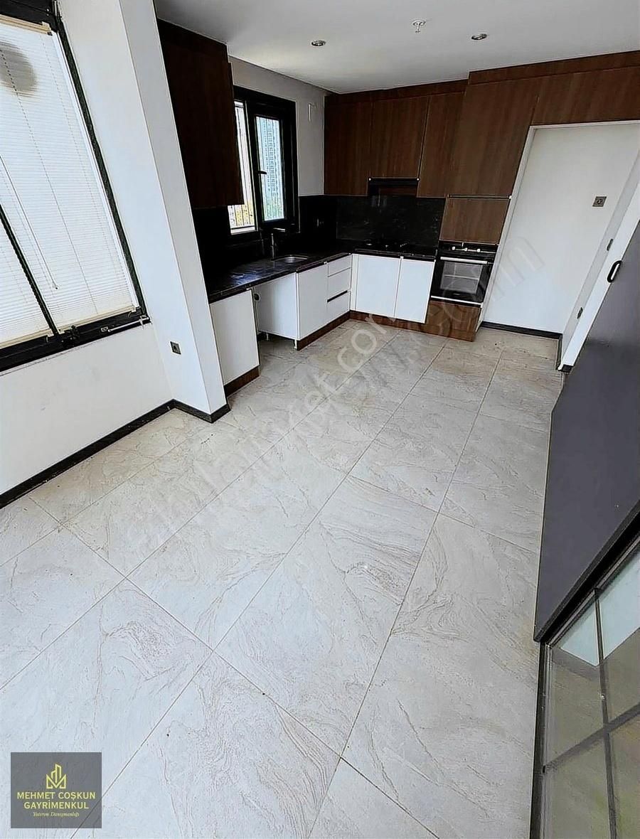 2000 Evlerde Full Sosyal Donatılı Kiralık Lüks 3+1 Daire