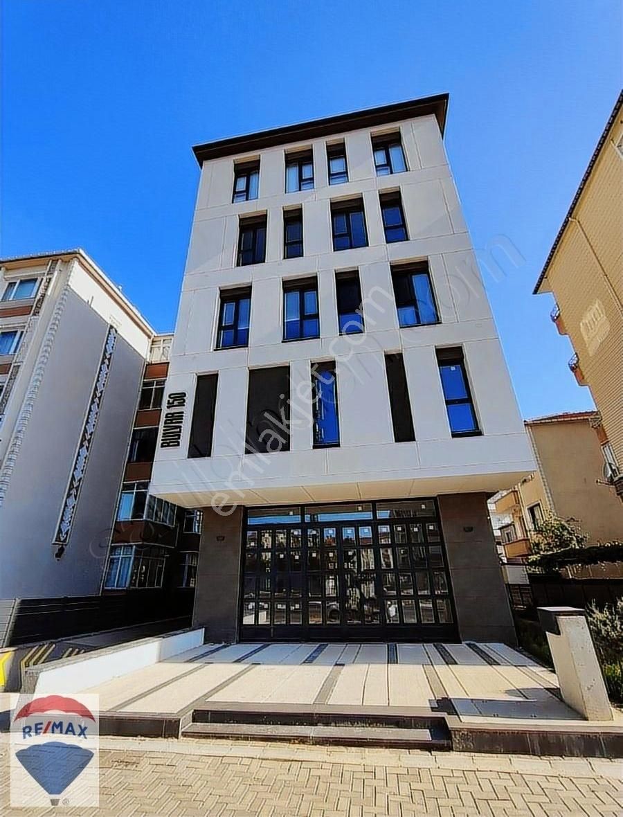 *** Şık Mimari Tasarım 1+1 Daire! Kapalı Otoparklı ***