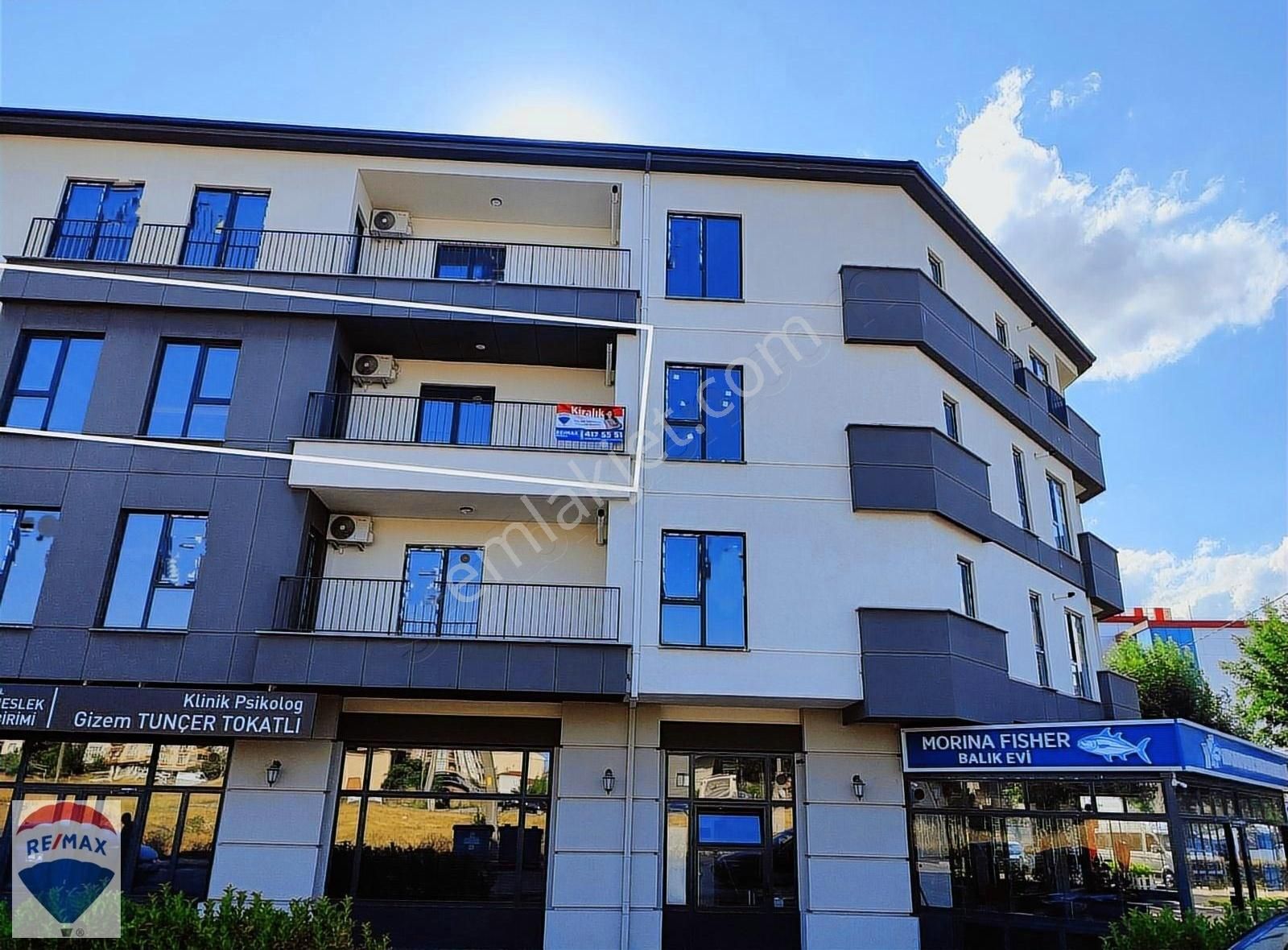 *** Havuzlu Ve Güvenlikli Sitede Kaliteli 3+1 Daire ***