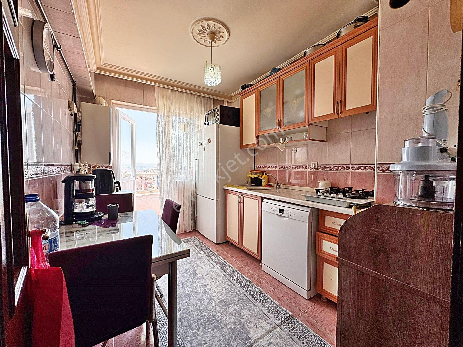 Keçiören Osmangazi Mah Katta Asansörlü 3.490.000tl